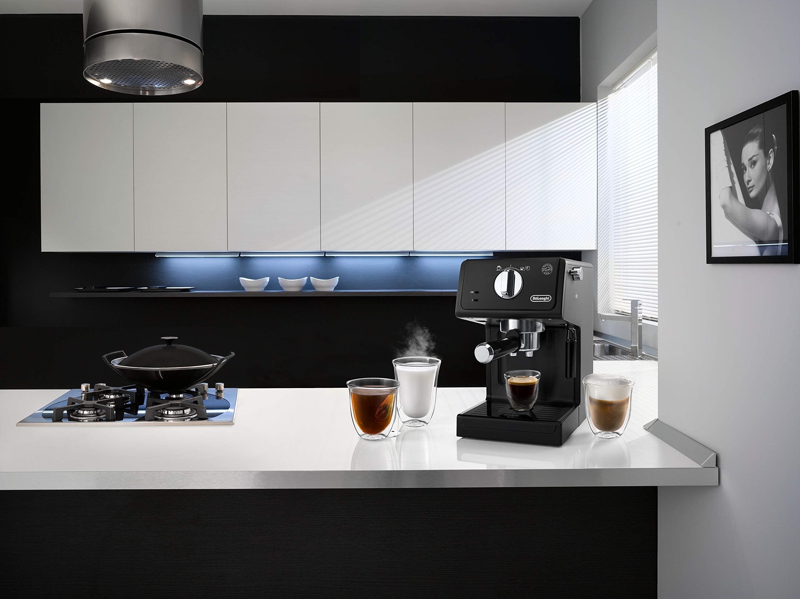 Machine à expresso, Porte-filtre avec finition aluminium, Noir - Delaria Exclusive